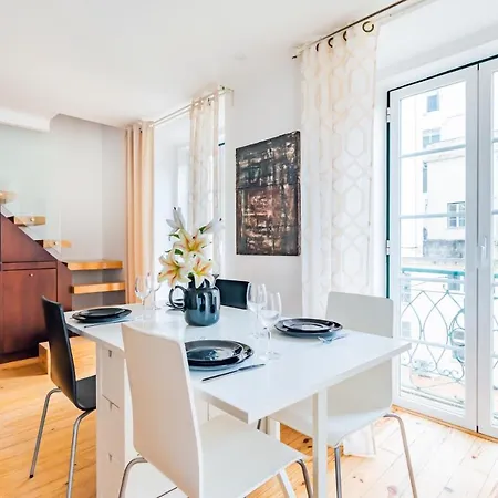 Condessa Duplex Apartment Lisbon