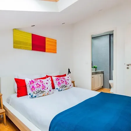 Condessa Duplex Apartment Lisbon